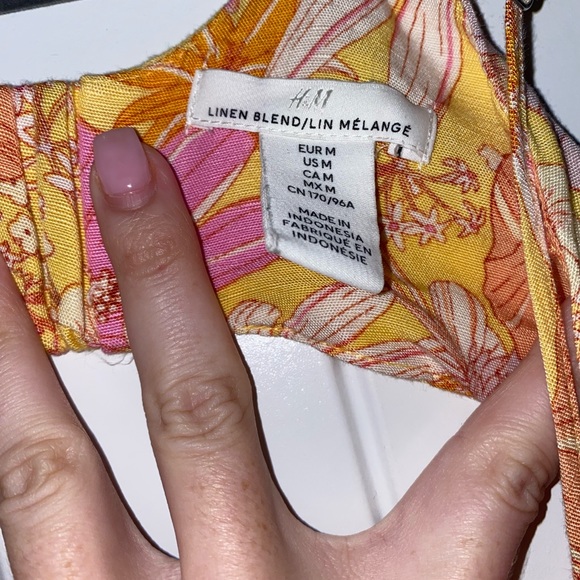 H&M Tie Front Floral Top - Picture 5 of 6